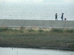 f0216 釣り人が怒られてる?